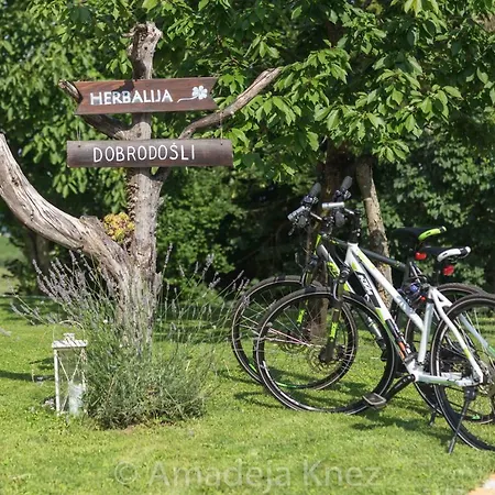 Feriegård Herbalija Herbalija - Sorrounded By Nature *